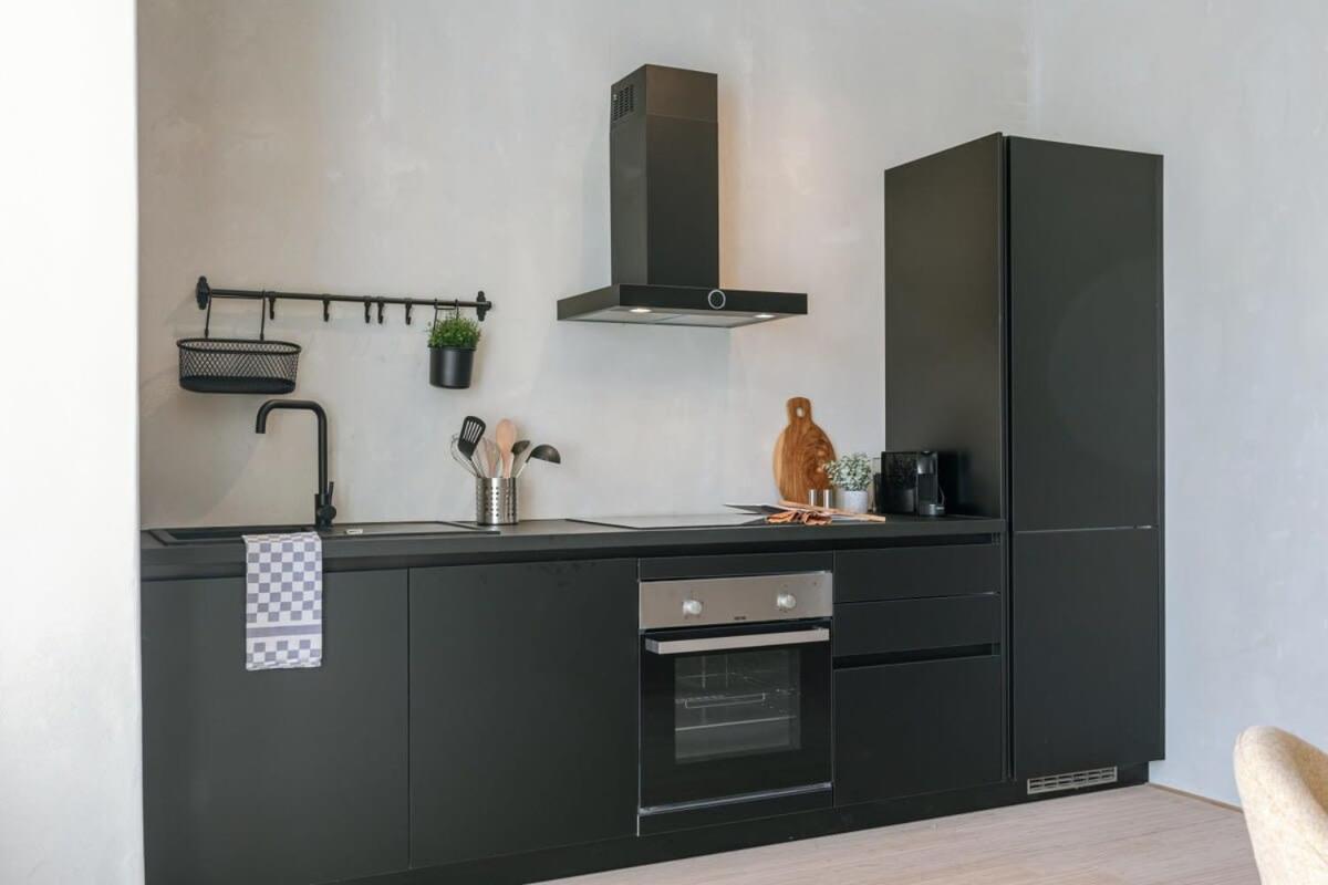 Huswell - Industrial Apartment With Terrace In Antwerp Exterior photo